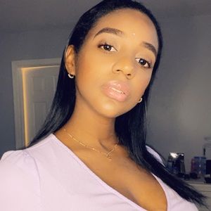 Meet your Posher, Franchesca